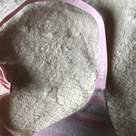 Victoria secret bra - Picture 3 of 3